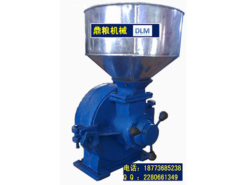 30型磨片式粉碎機、磨粉機磨粉機，磨片式，產(chǎn)量達1000公斤時,粗細可調(diào)